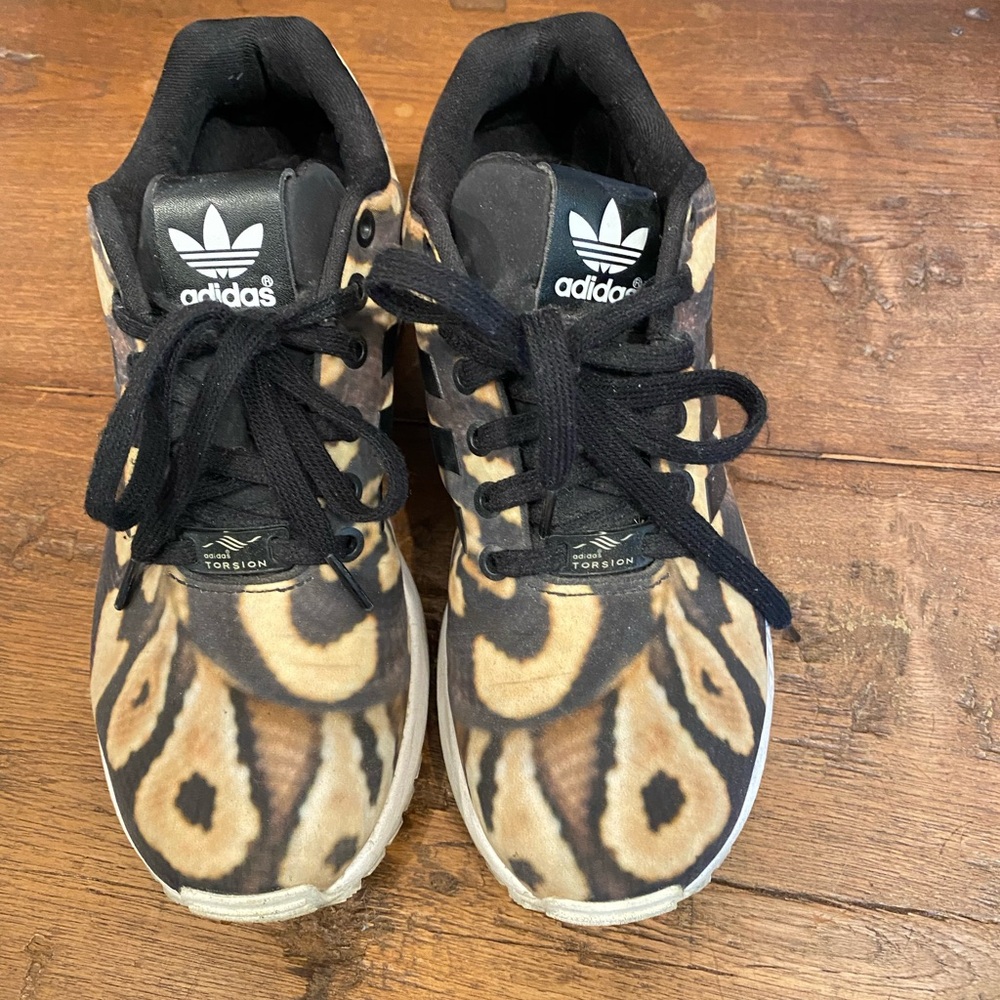 Adidas Torsion leopard print Sneakers